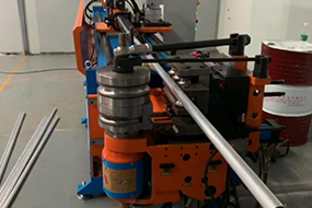 全自動(dòng)彎管機(jī)